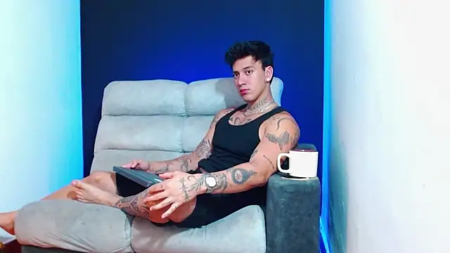 Snapshot of JUSTIN_FULLER1 chatting on January 15, 2026, 5:45 am JUSTIN FULLER1 online show from January 15, 2026, 5:45 am