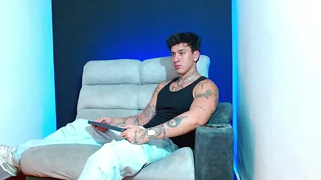 Snapshot of JUSTIN_FULLER1 chatting on January 17, 2026, 9:18 pm JUSTIN FULLER1 online show from January 17, 2026, 9:18 pm