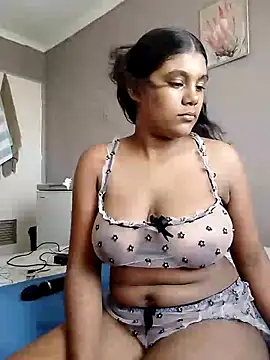 Snapshot of Lilmisskay18 chatting on February 10, 2026, 12:09 pm Lilmisskay18 online show from February 10, 2026, 12:09 pm