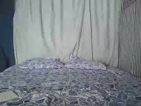 Snapshot of Lilmisskay18 chatting on February 26, 2026, 11:53 am Lilmisskay18 online show from February 26, 2026, 11:53 am