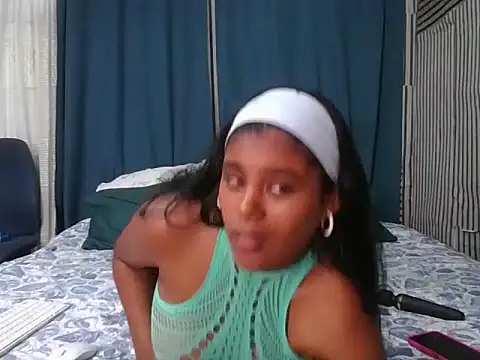 Snapshot of Lilmisskay18 chatting on March 30, 2026, 12:06 pm Lilmisskay18 online show from March 30, 2026, 12:06 pm