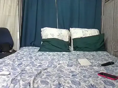 Snapshot of Lilmisskay18 chatting on April 7, 2026, 1:55 pm Lilmisskay18 online show from April 7, 2026, 1:55 pm