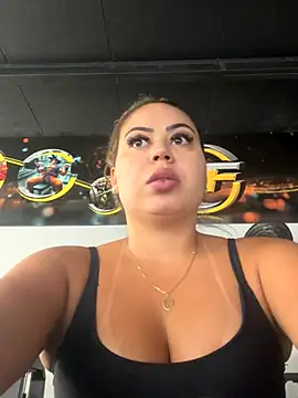 Snapshot of lariic chatting on September 12, 2025, 3:12 pm lariic online show from September 12, 2025, 3:12 pm