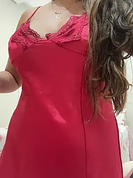 lariic online show from March 3, 2026, 7:20 pm