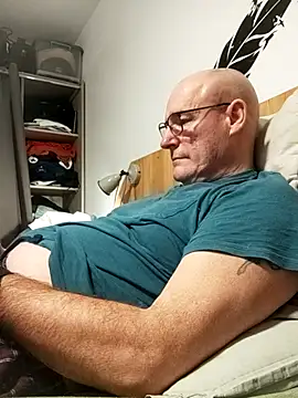 bogland33 online show from February 2, 2026, 7:23 pm