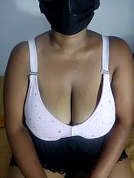 kumaricapalsex2 online show from November 20, 2025, 6:40 pm