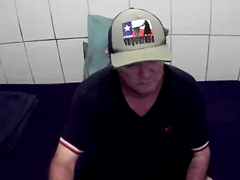 Snapshot of pierdona chatting on January 23, 2025, 7:29 pm pierdona online show from January 23, 2025, 7:29 pm