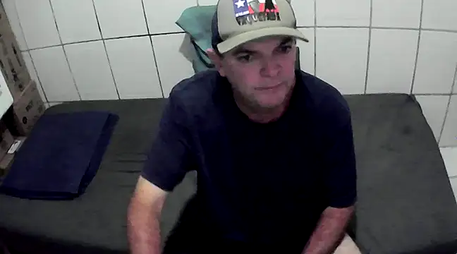 Snapshot of pierdona chatting on February 15, 2025, 7:50 pm pierdona online show from February 15, 2025, 7:50 pm