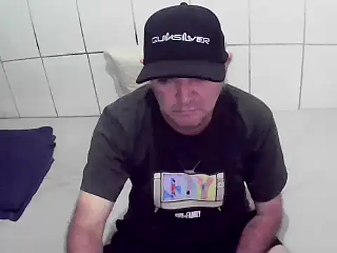 Snapshot of pierdona chatting on March 3, 2025, 1:42 pm pierdona online show from March 3, 2025, 1:42 pm