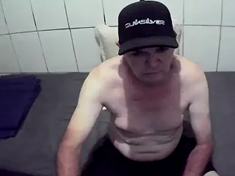 Snapshot of pierdona chatting on March 7, 2025, 7:49 pm pierdona online show from March 7, 2025, 7:49 pm