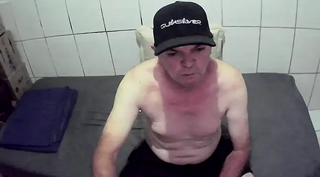 Snapshot of pierdona chatting on March 11, 2025, 8:20 pm pierdona online show from March 11, 2025, 8:20 pm