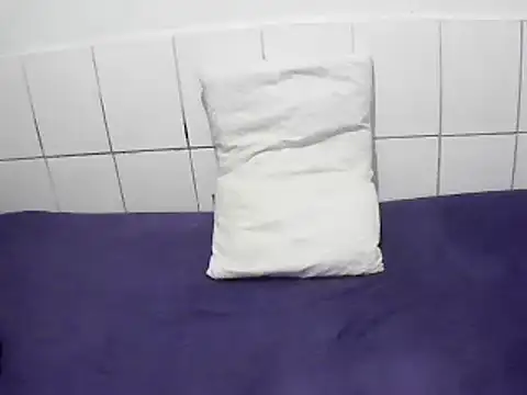 Snapshot of pierdona chatting on April 22, 2026, 7:48 pm pierdona online show from April 22, 2026, 7:48 pm