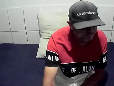 Snapshot of pierdona chatting on June 2, 2026, 8:22 pm pierdona online show from June 2, 2026, 8:22 pm