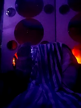 HungJonny99 online show from November 22, 2025, 7:51 am