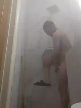 HungJonny99 online show from November 25, 2025, 1:49 am