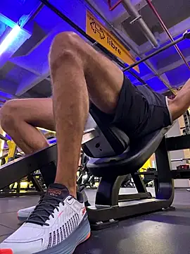 dantedesirexx online show from January 13, 2026, 6:46 pm