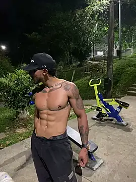 dantedesirexx online show from February 13, 2026, 6:09 am