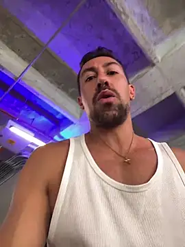 dantedesirexx online show from February 19, 2026, 6:04 pm