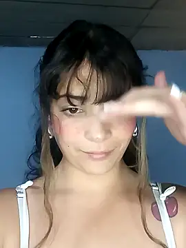 Snapshot of Elvishcassie_ chatting on January 25, 2025, 9:46 pm Elvishcassie  online show from January 25, 2025, 9:46 pm