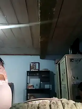 Snapshot of Elvishcassie_ chatting on January 29, 2025, 9:07 pm Elvishcassie  online show from January 29, 2025, 9:07 pm