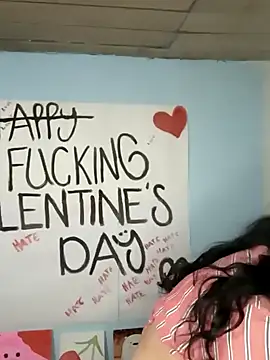 Snapshot of Elvishcassie_ chatting on February 10, 2025, 9:15 pm Elvishcassie  online show from February 10, 2025, 9:15 pm