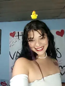 Snapshot of Elvishcassie_ chatting on February 17, 2025, 8:15 pm Elvishcassie  online show from February 17, 2025, 8:15 pm