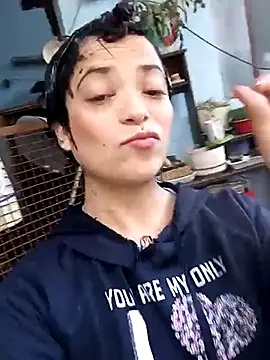 Snapshot of Elvishcassie_ chatting on February 18, 2025, 5:31 pm Elvishcassie  online show from February 18, 2025, 5:31 pm