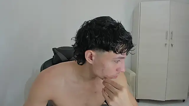 enzo sloran online show from March 25, 2026, 12:33 pm