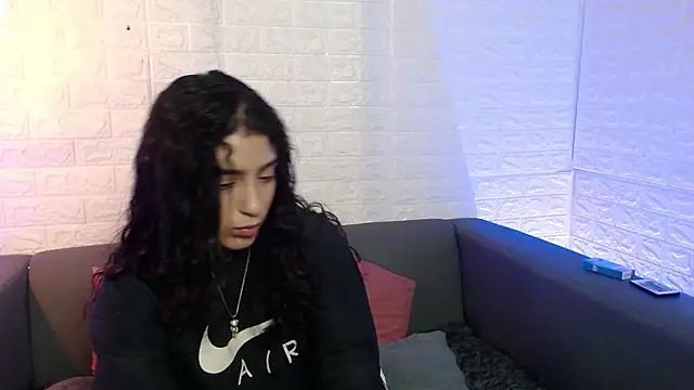 Layla 707 online show from February 17, 2025, 11:20 pm