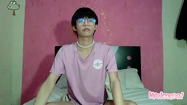 Snapshot of seung_vinblue chatting on December 9, 2024, 11:24 pm seung vinblue online show from December 9, 2024, 11:24 pm