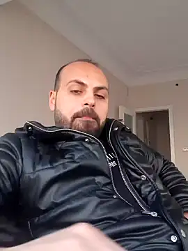 krzantem3454 online show from December 5, 2024, 1:28 pm