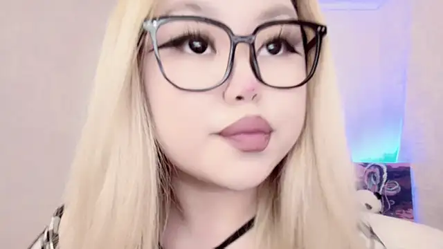 Snapshot of amelia_sunlight chatting on March 1, 2025, 12:17 am amelia sunlight online show from March 1, 2025, 12:17 am