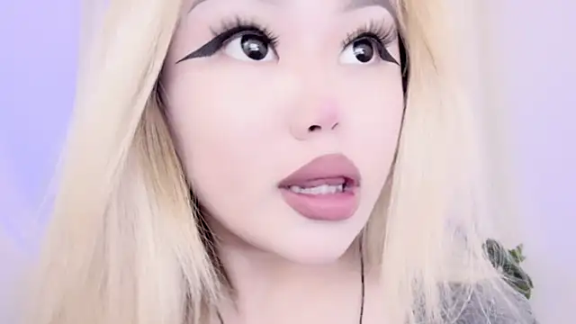 Snapshot of amelia_sunlight chatting on March 18, 2025, 11:31 pm amelia sunlight online show from March 18, 2025, 11:31 pm