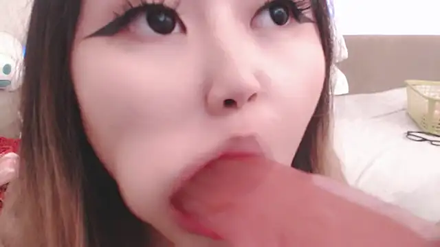 amelia sunlight online show from April 19, 2026, 6:10 pm