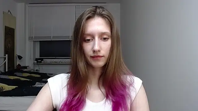 LUNA delight online show from November 17, 2025, 6:35 pm