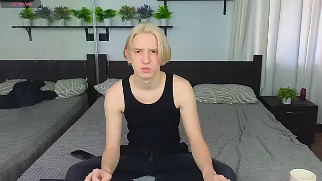 Ron Vils online show from November 29, 2025, 7:11 am