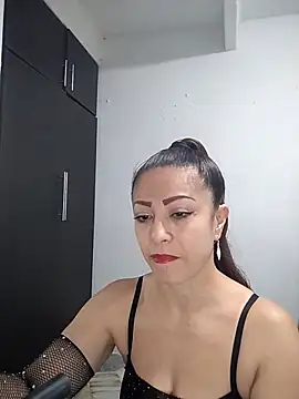 Venus-Wood online show from February 3, 2026, 3:28 pm