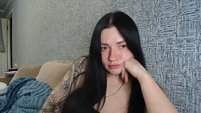 Liana diva online show from March 11, 2026, 3:29 pm