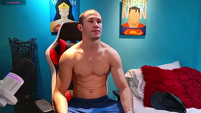 AxelFairchaild online show from February 4, 2025, 5:23 pm