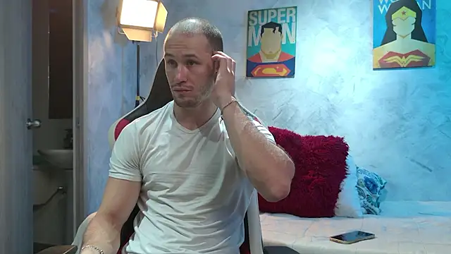 AxelFairchaild online show from March 3, 2026, 1:17 pm