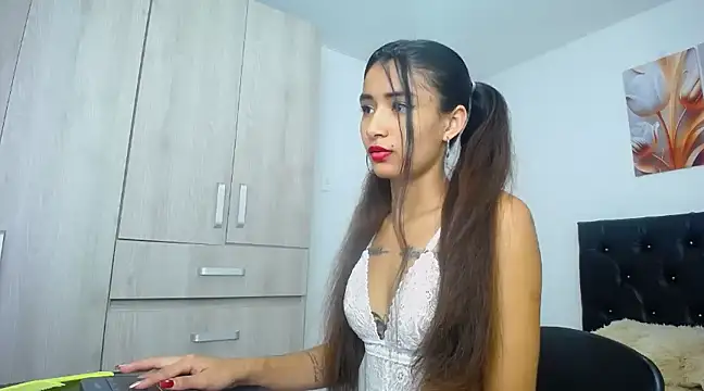 Snapshot of conni_f00x chatting on January 4, 2025, 12:27 pm conni f00x online show from January 4, 2025, 12:27 pm