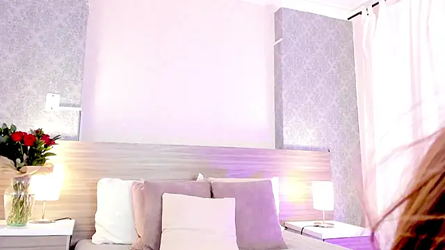 Mistyca online show from March 6, 2025, 5:11 pm