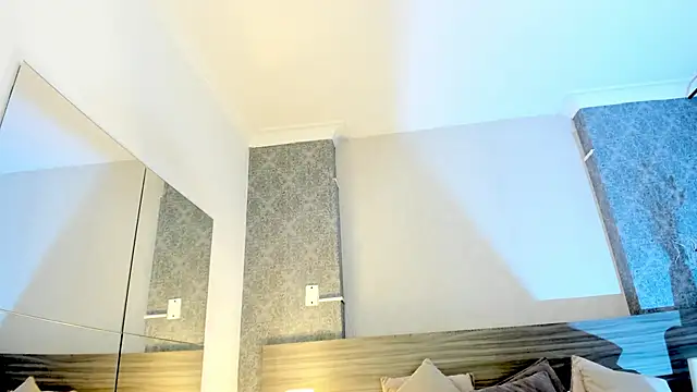 Mistyca online show from October 3, 2025, 10:56 am