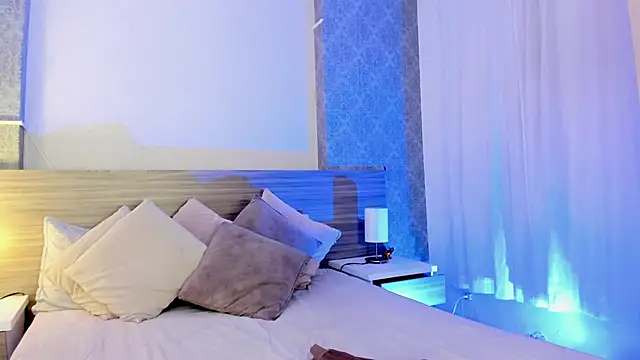 Mistyca online show from November 4, 2025, 10:36 am