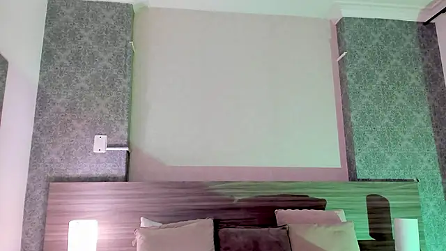 Snapshot of Mistyca chatting on April 8, 2026, 11:10 am Mistyca online show from April 8, 2026, 11:10 am