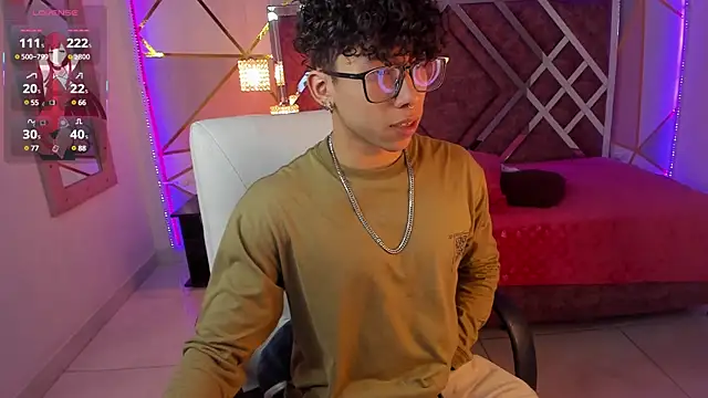 AkazaBoy  online show from January 23, 2025, 3:58 am