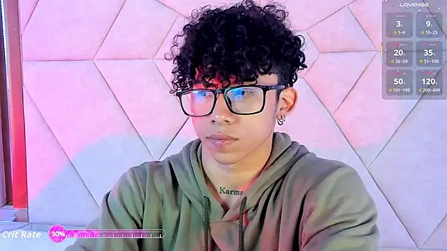 AkazaBoy  online show from September 23, 2025, 4:15 am