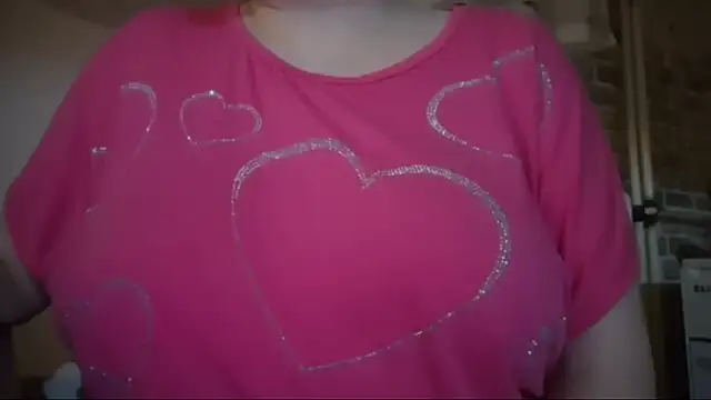 AalinnaK online show from January 16, 2026, 3:27 pm