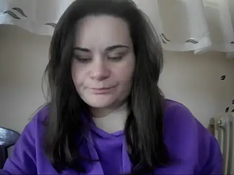 AalinnaK online show from February 19, 2026, 12:01 pm