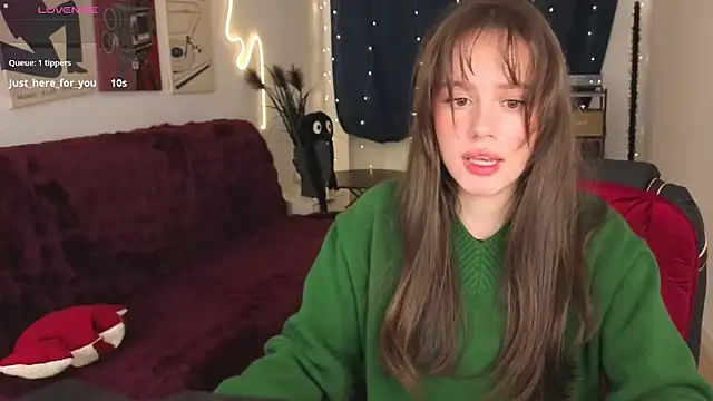 Emillias online show from February 4, 2026, 2:12 pm